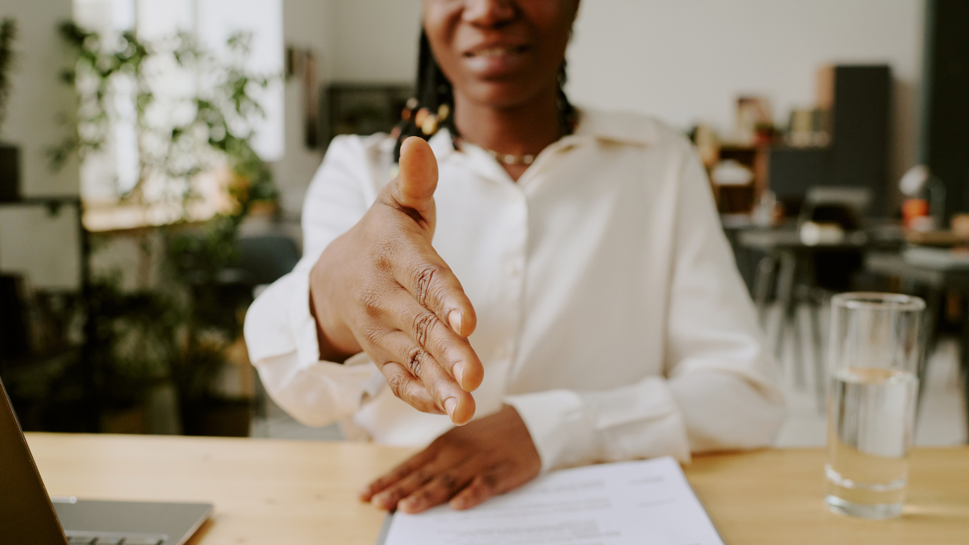 The "Show, Don't Tell" Resume: 5 Ways to Quantify Your Impact (Even if You're Not in Sales)